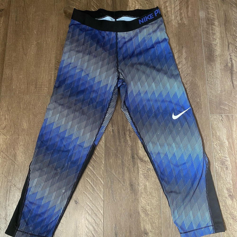 Nike leggings